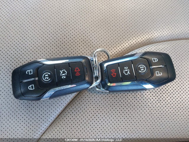 2LMPJ8LR3HBL26003 Lincoln Mkx Reserve
