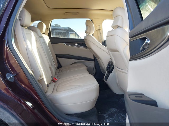 2LMPJ8LR3HBL26003 Lincoln Mkx Reserve