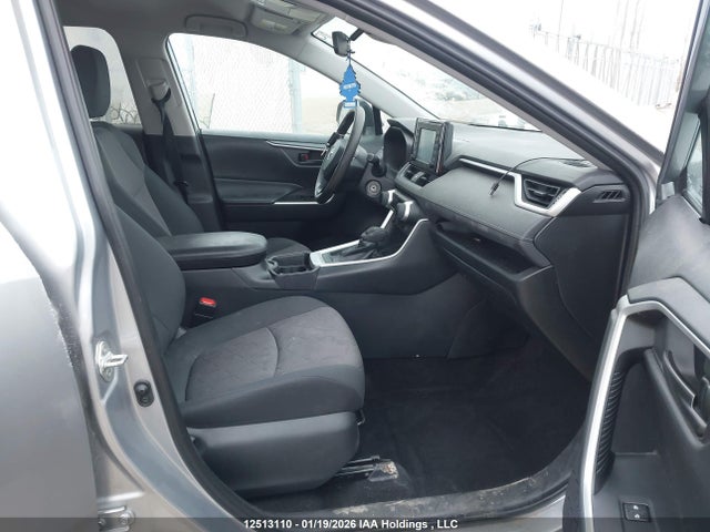 Toyota RAV4 LE 2019 2T3B1RFV2KC033790 Image 5