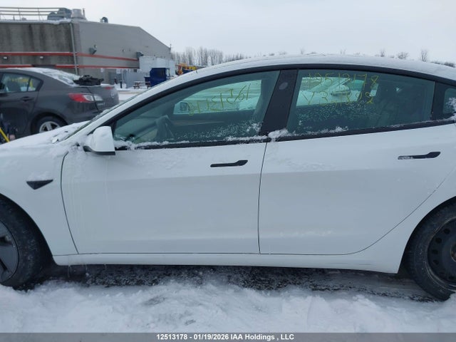 5YJ3E1EA4NF341822 Tesla Model 3 Rwd/standard Range