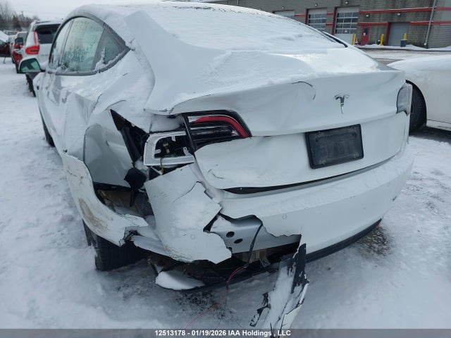5YJ3E1EA4NF341822 Tesla Model 3 Rwd/standard Range