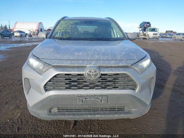 12513181 :رقم المزاد ، 2T3B1RFV3MC218837 vin ، 2021 Toyota Rav4 مزاد بيع