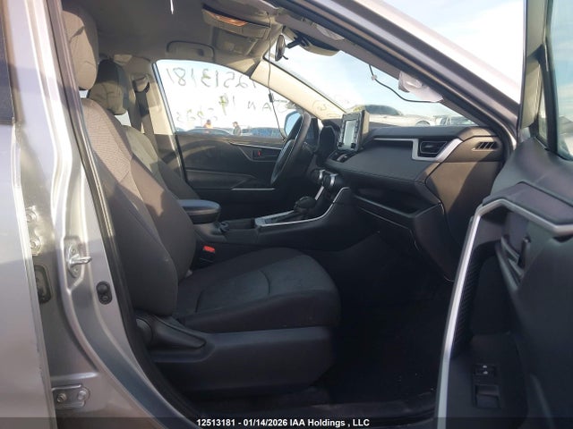 12513181 :رقم المزاد ، 2T3B1RFV3MC218837 vin ، 2021 Toyota Rav4 مزاد بيع