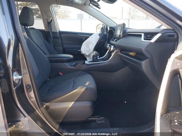 2T3Z1RFV1MC122994 Toyota RAV4 LE