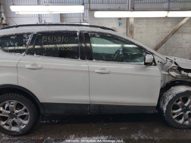 1FMCU0GXXEUC87850 Ford Escape