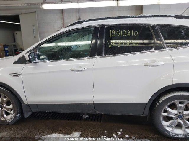 1FMCU0GXXEUC87850 Ford Escape