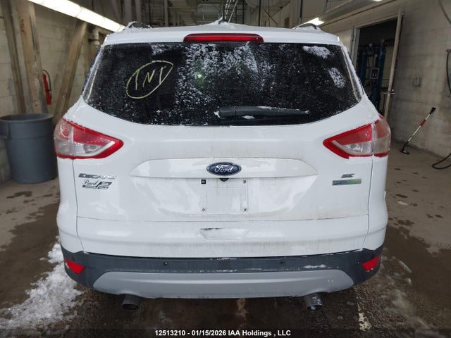 1FMCU0GXXEUC87850 Ford Escape