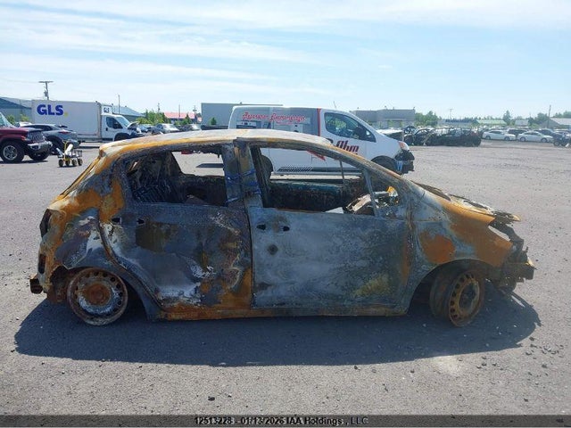 VNKKTUD30KA105797 Toyota Yaris L/le/se
