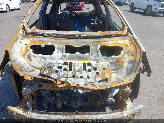 VNKKTUD30KA105797 Toyota Yaris L/le/se