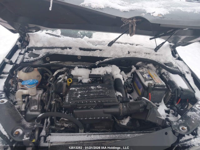 3VWD67AJ1GM374315 Volkswagen JETTA SE