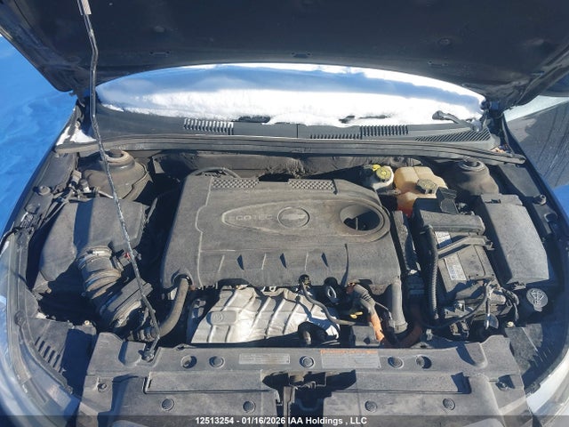 1G1P75SZ2E7235347 Chevrolet Cruze