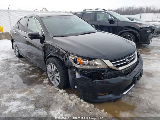 Auction sale of the 2013 Honda Accord Touring, vin: 1HGCR2F9XDA810340, lot number: 12513284
