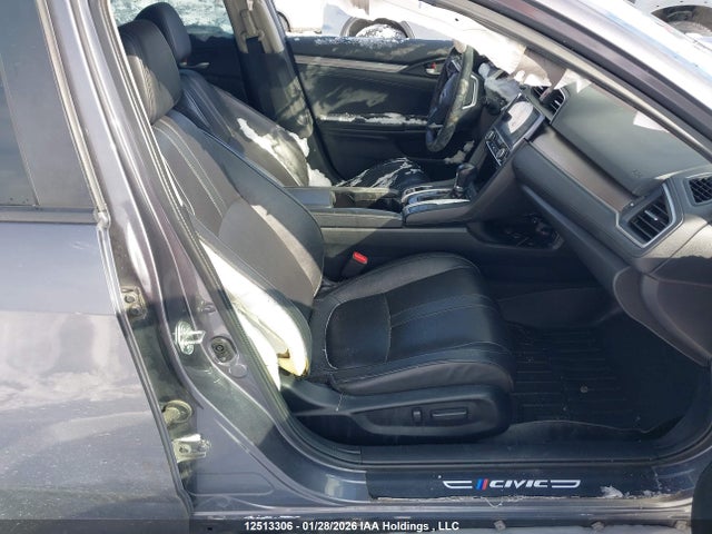 12513306 :رقم المزاد ، 2HGFC1F94HH100673 vin ، 2017 Honda Civic Touring مزاد بيع
