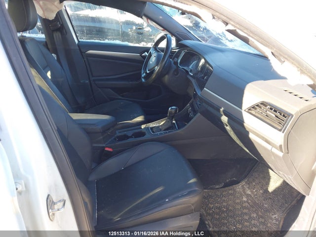 3VWEB7BU3LM063472 Volkswagen JETTA SEL