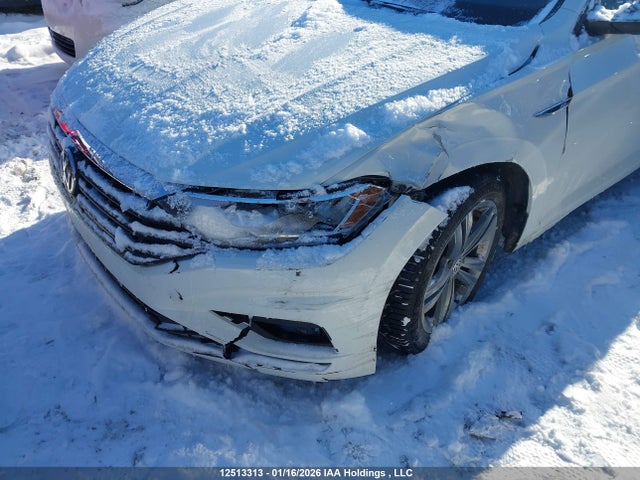 3VWEB7BU3LM063472 Volkswagen JETTA SEL