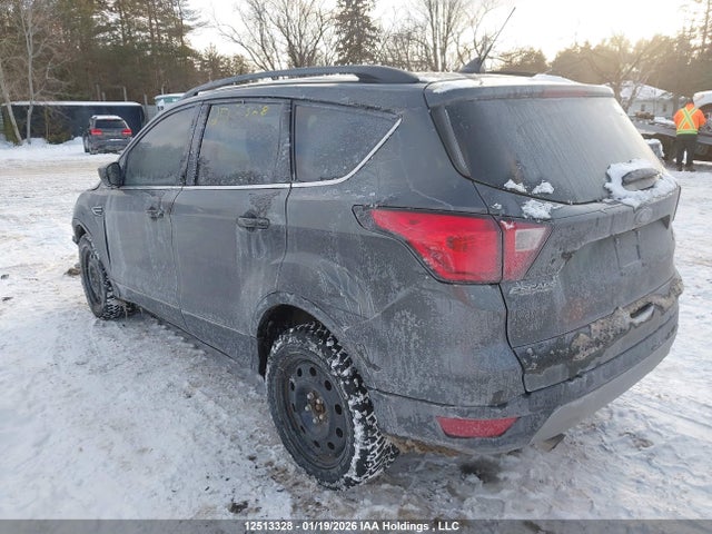 1FMCU9HD9KUB72614 Ford ESCAPE SEL