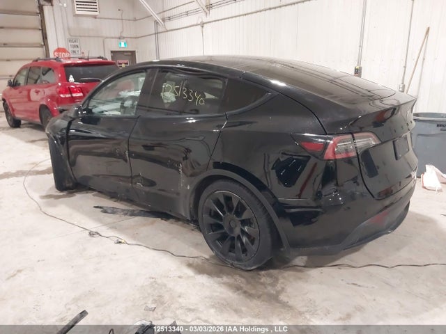 5YJYGDEE9LF027326 Tesla Model Y