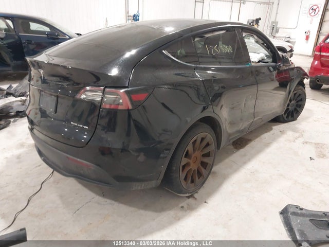 5YJYGDEE9LF027326 Tesla Model Y