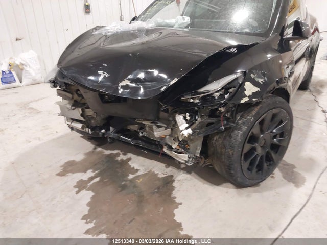 5YJYGDEE9LF027326 Tesla Model Y