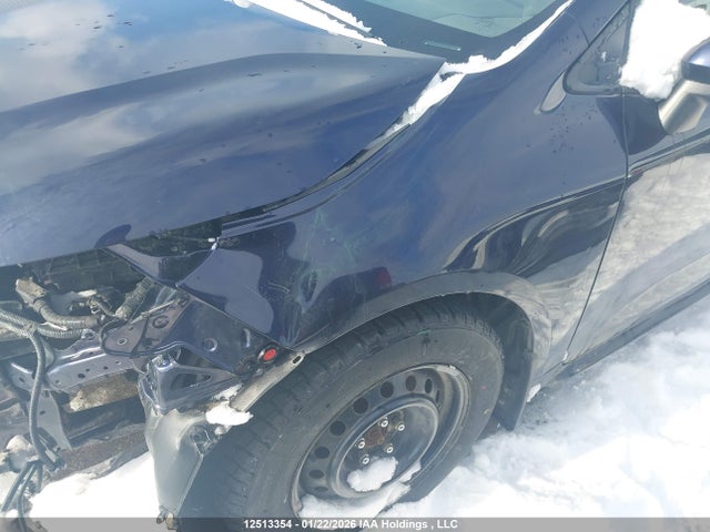5YFBPMBE5NP347051 Toyota Corolla Le/xle