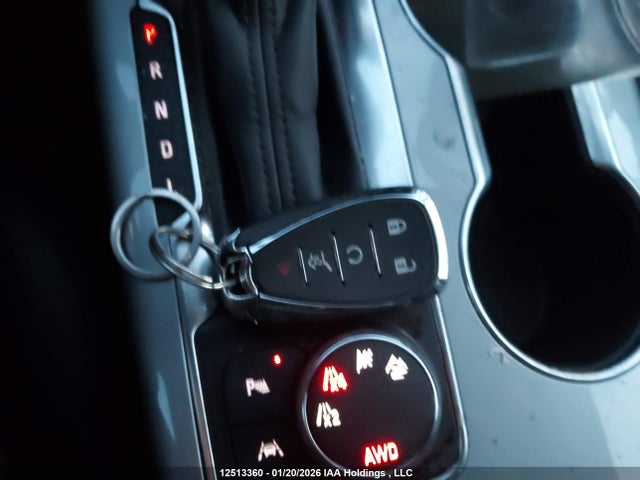 12513360 :رقم المزاد ، 3GNKBJR47MS563082 vin ، 2021 Chevrolet Blazer 3lt مزاد بيع