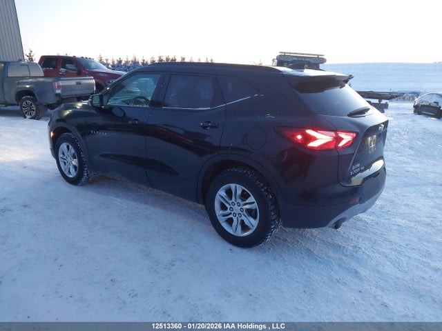 12513360 :رقم المزاد ، 3GNKBJR47MS563082 vin ، 2021 Chevrolet Blazer 3lt مزاد بيع