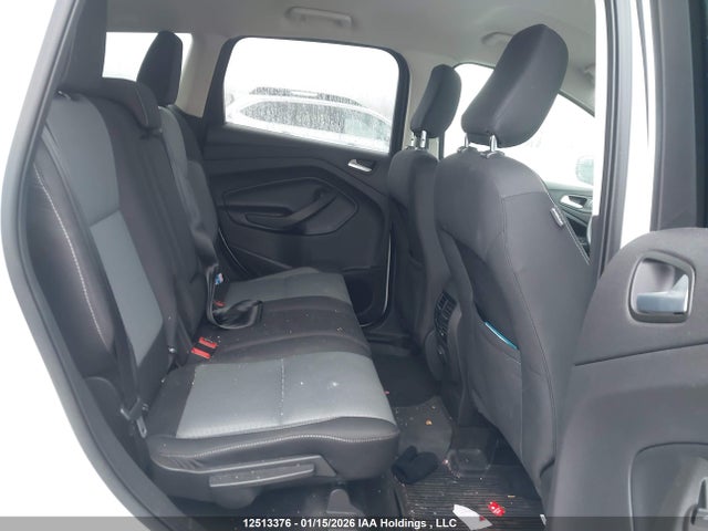 1FMCU9GD4JUD31801 Ford ESCAPE SE