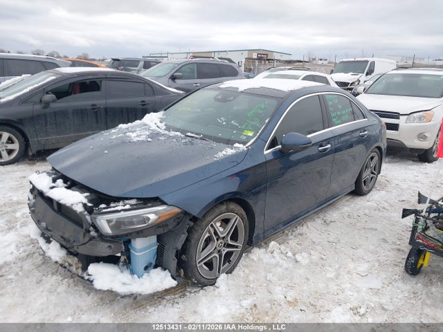W1K3G4FB6MJ296950 Mercedes-Benz A 220 4matic