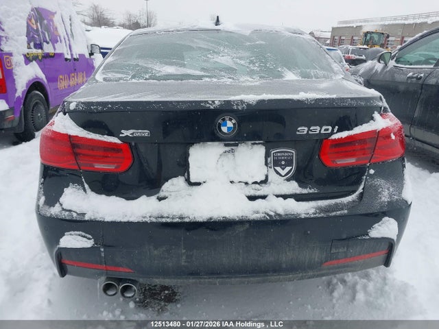 WBA8D9C57JA615169 BMW 330 XI