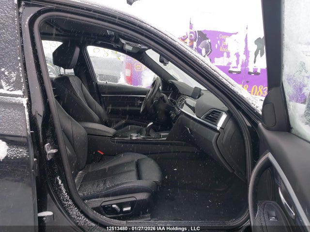 WBA8D9C57JA615169 BMW 330 XI