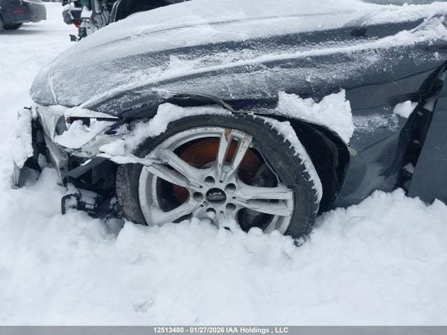 WBA8D9C57JA615169 BMW 330 XI