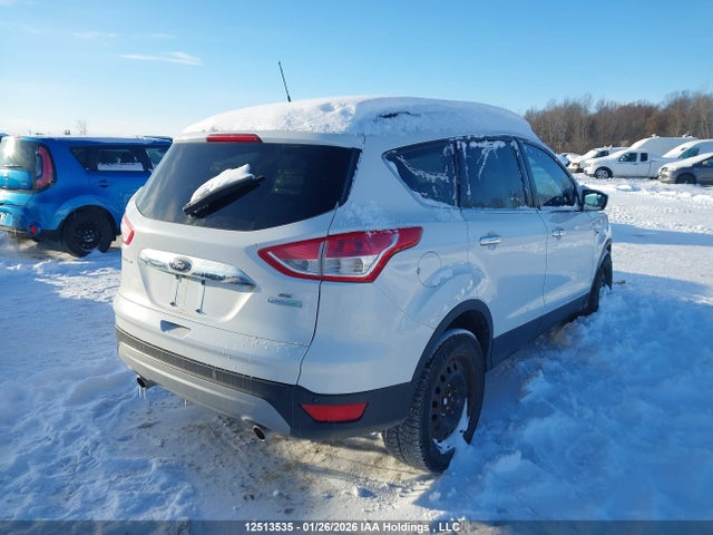 1FMCU0GX8FUC68862 Ford ESCAPE SE