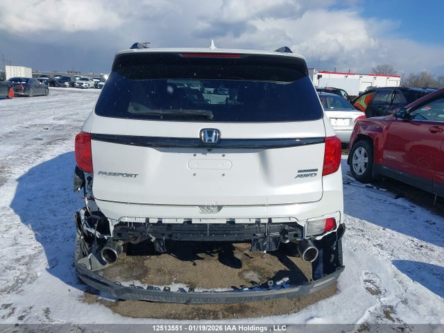 5FNYF8H9XPB503064 Honda Passport Touring