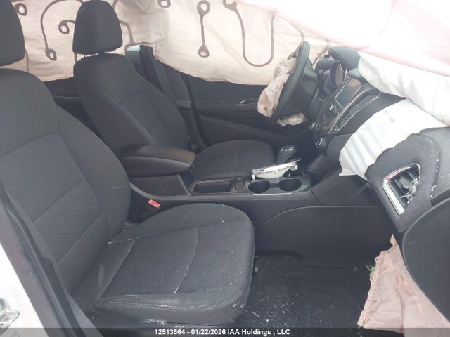 1G1BE5SM1J7108622 Chevrolet Cruze Lt Auto