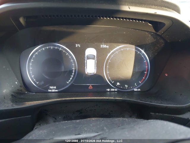 YV4162UM9M2544354 Volvo Xc40 T5 R-design
