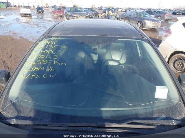 1FADP3N23JL290149 Ford Focus Titanium