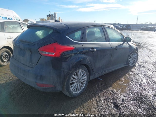 1FADP3N23JL290149 Ford Focus Titanium