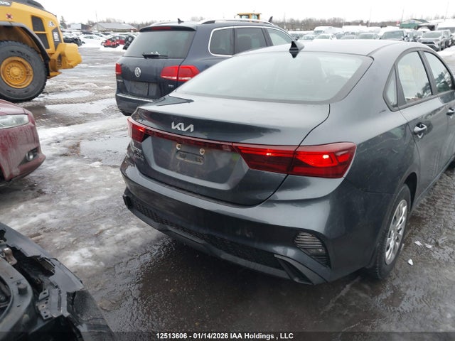 3KPF24AD5NE483481 KIA FORTE LX