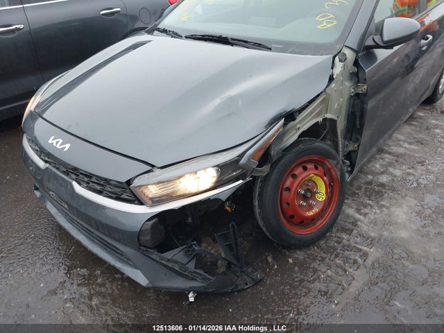 3KPF24AD5NE483481 KIA FORTE LX