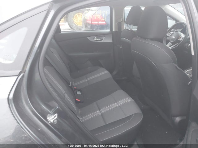 3KPF24AD5NE483481 KIA FORTE LX