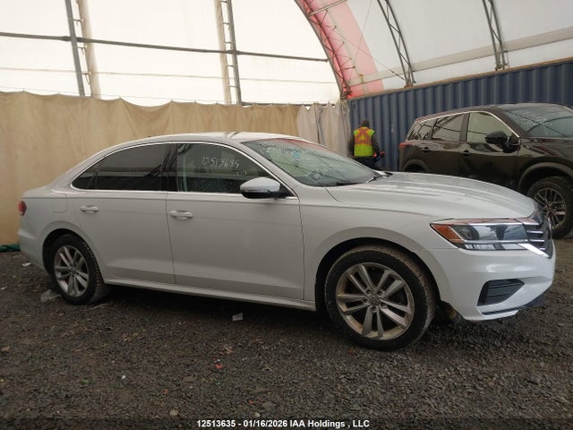 1VWBA7A30MC017096 Volkswagen Passat Highline