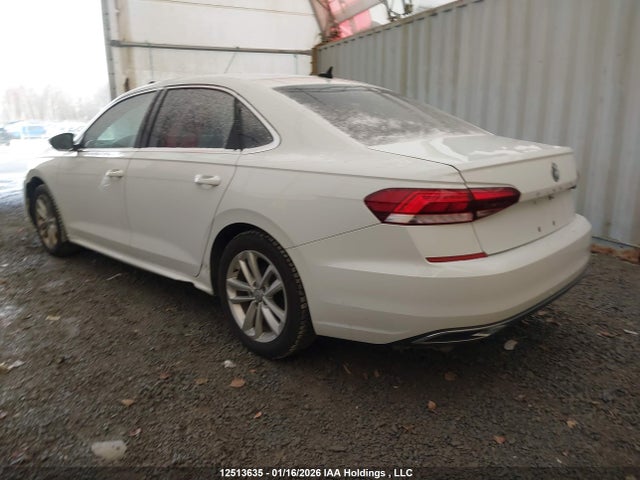 1VWBA7A30MC017096 Volkswagen Passat Highline