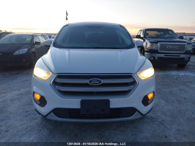 1FMCU9GD3HUD61754 Ford ESCAPE SE