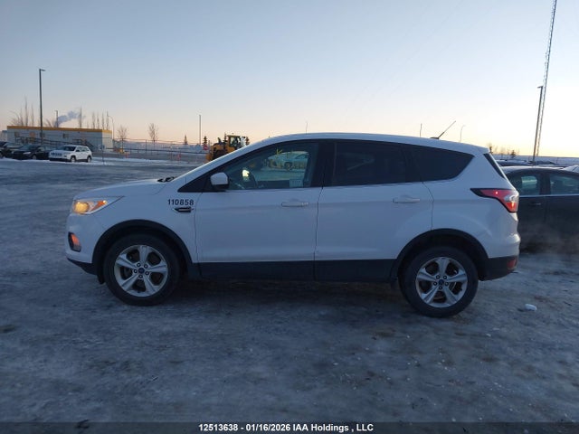 1FMCU9GD3HUD61754 Ford ESCAPE SE