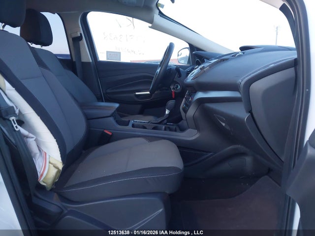 1FMCU9GD3HUD61754 Ford ESCAPE SE