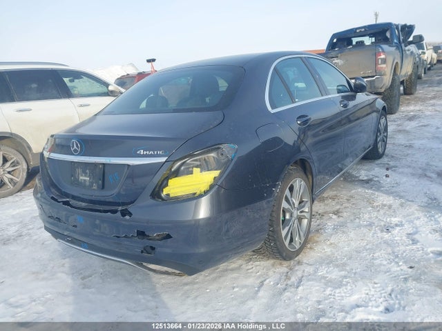 55SWF4KB9GU109405 Mercedes-Benz C 300 4matic
