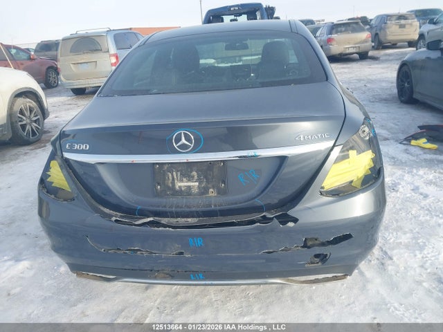 55SWF4KB9GU109405 Mercedes-Benz C 300 4matic