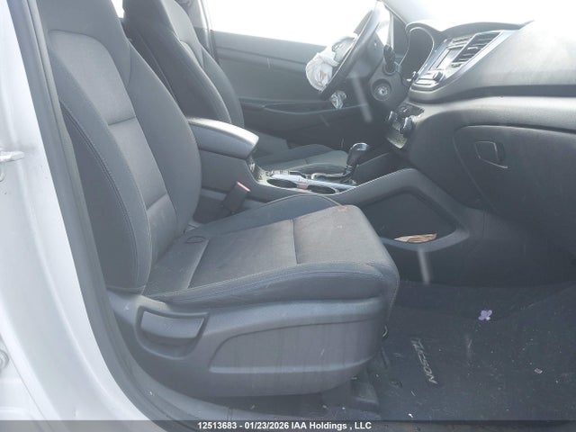 KM8J3CA43HU361432 Hyundai Tucson Premium