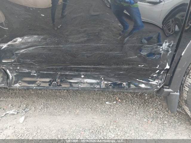 JN8BT3AB4RW420490 Nissan ROGUE S