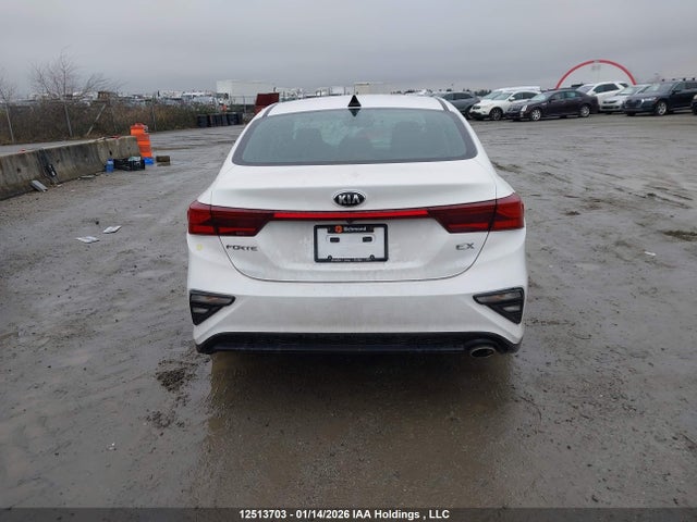 3KPF54AD6ME390457 KIA FORTE EX